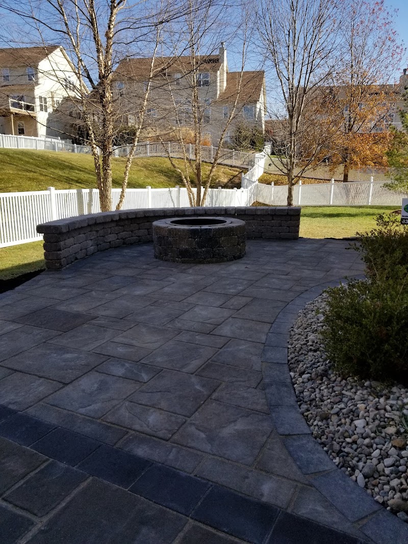 GLL Hardscape - Home Services professional in St. Louis